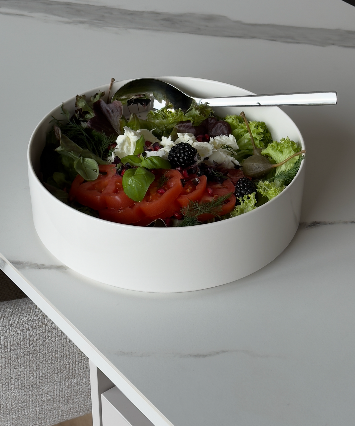 Große Bowl Ø27cm in Cremeweiß aus der Serie Nia – Detailansicht