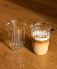 Glass in striped design with ruffled rim (400ml) | Norway