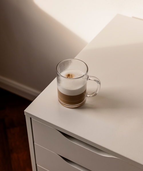 Geriffelte Glastasse 300 ml aus der Serie Paris – Seitenansicht