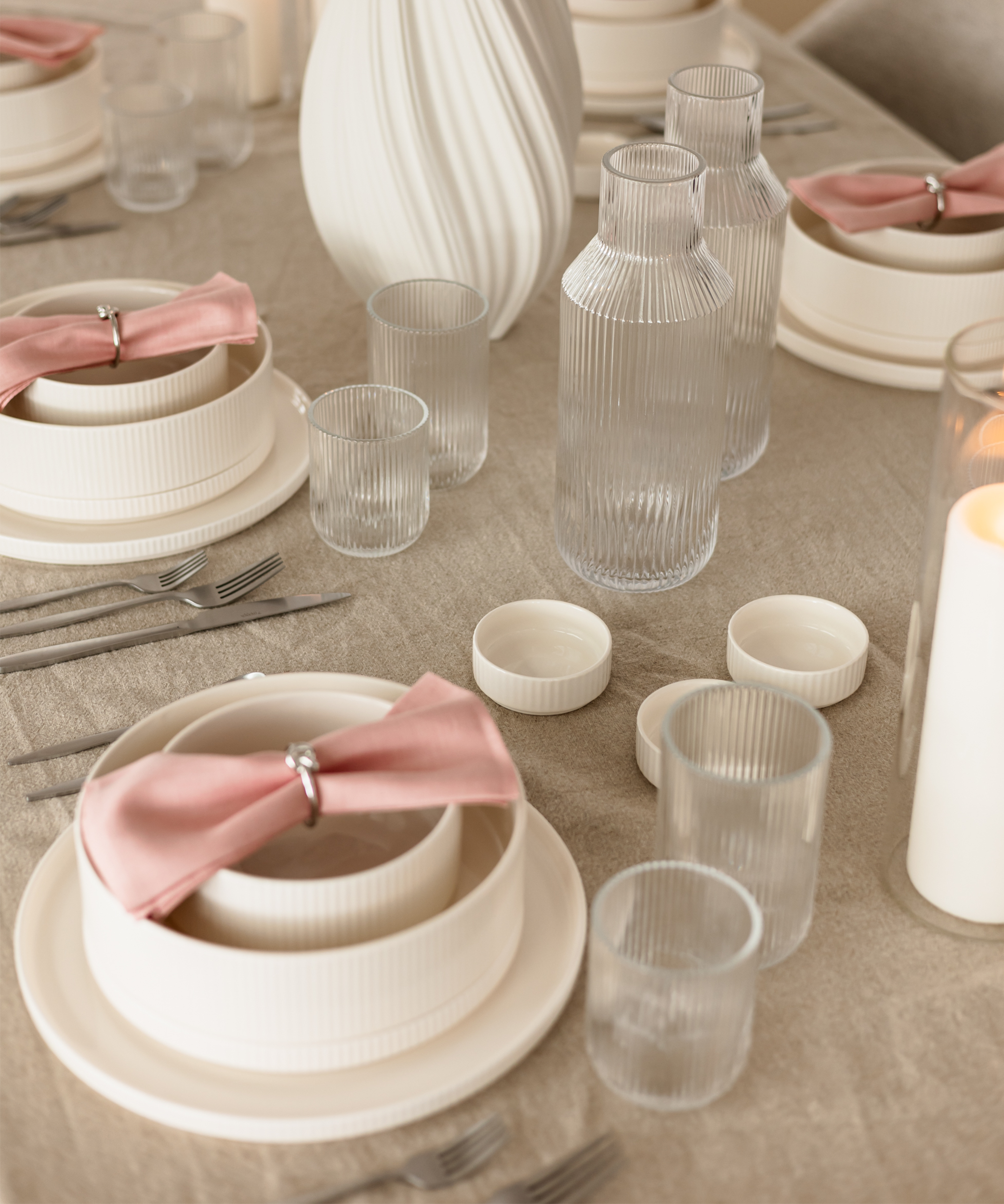 Fluted carafe (1550ml) | Paris