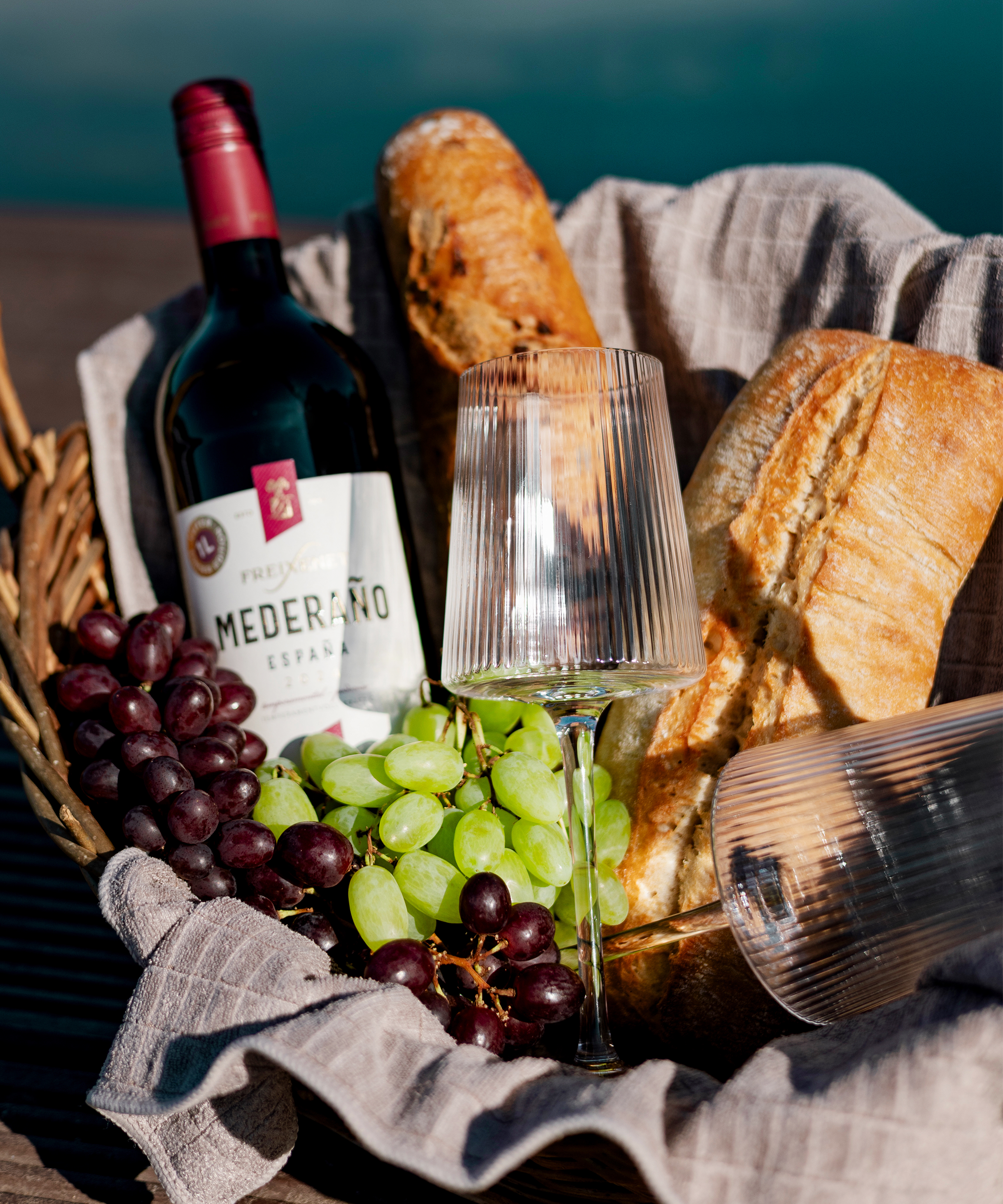 Fluted wine glass | Paris