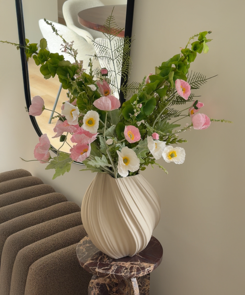 Poppy Field 8-Piece Bouquet in White, Rose & Green | Bloom