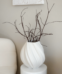 Ceramic vase in cream white | Flora