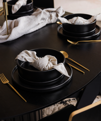 24-piece tableware set in black | Nia