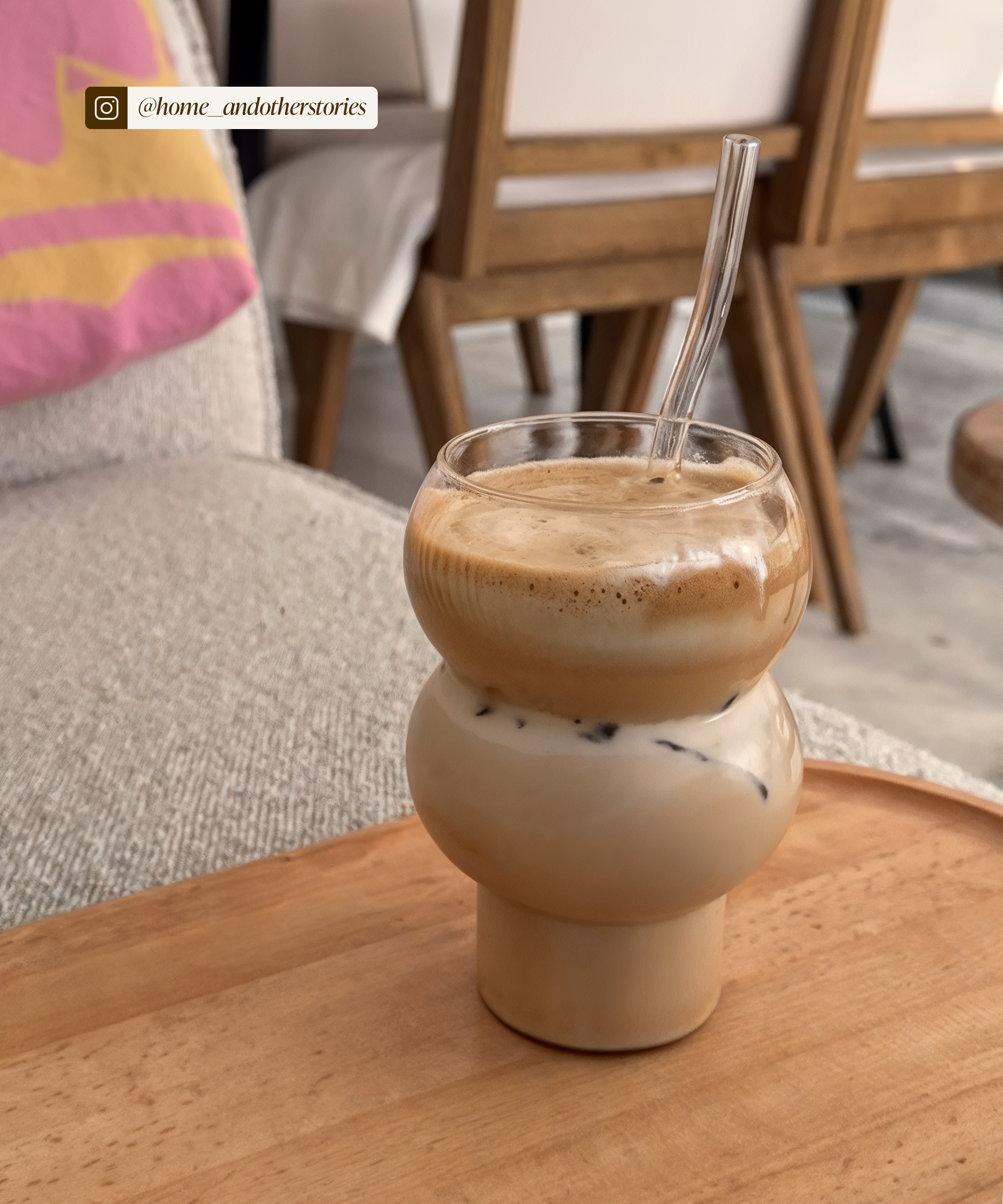 Large glass with two bubbles | Tokyo