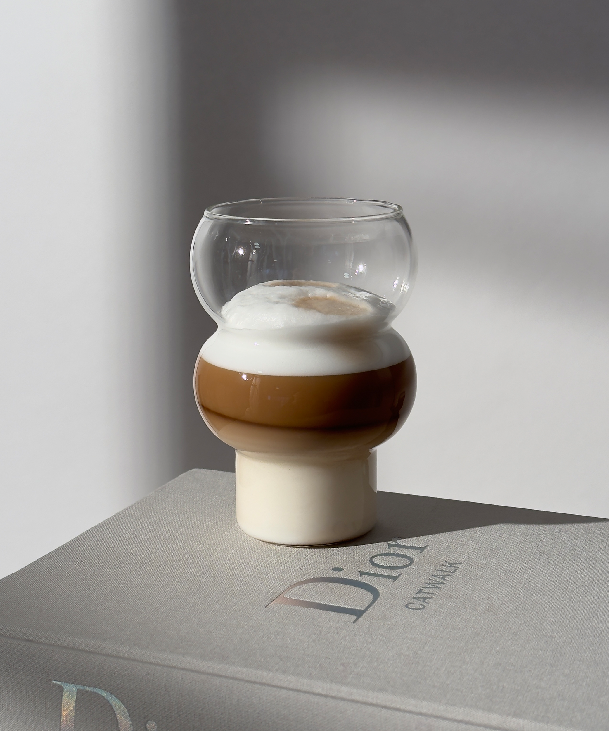 Large glass with two bubbles | Tokyo