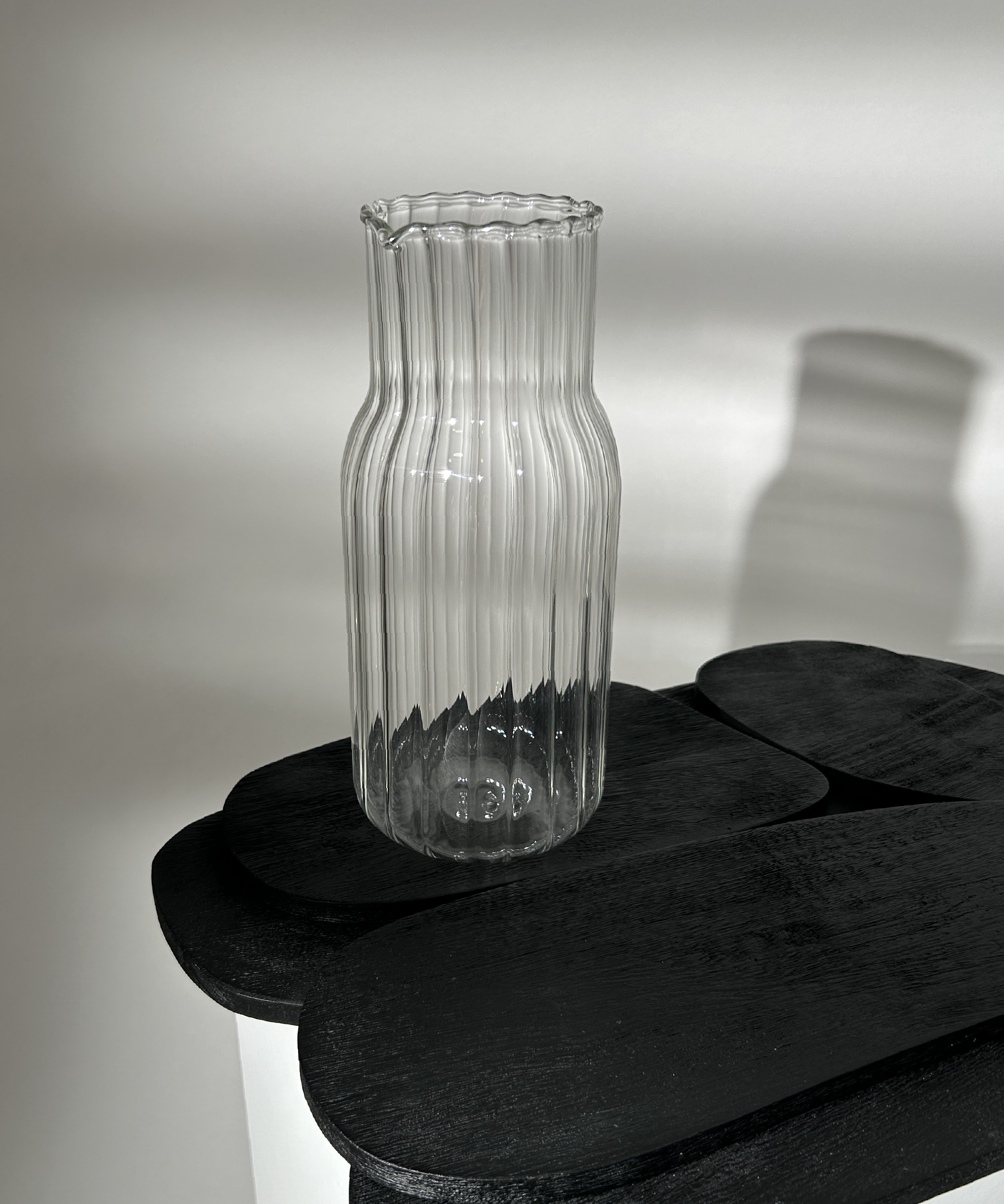 Water carafe & glasses set in striped design (200ml, 400ml, 1300ml) | Norway