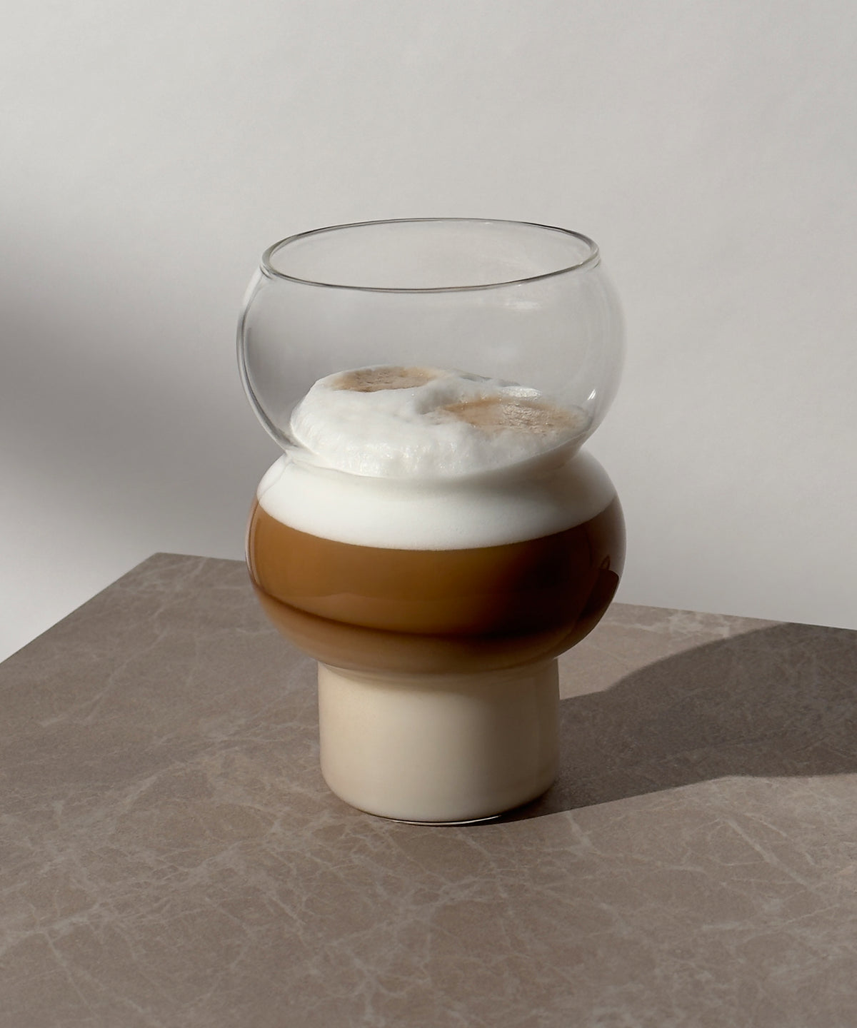 Großes Trinkglas mit zwei Bubbles aus der Serie Tokyo – Materialdetail
