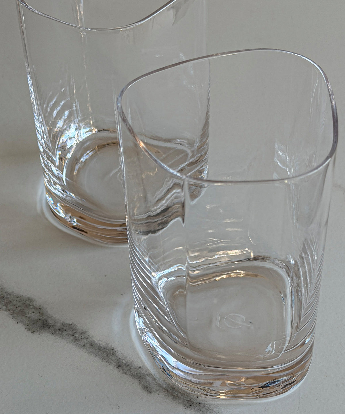 Carafe & Glasses Set in Clear Design B-Stock | Venice