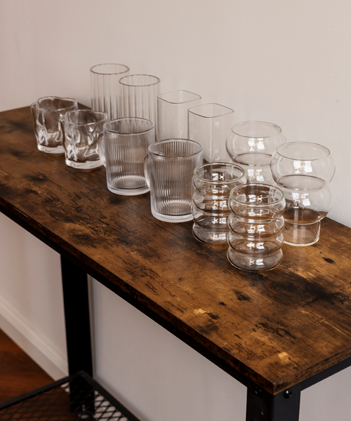 Designglas-Bundle im 12er Set – Nahaufnahme der Oberfläche