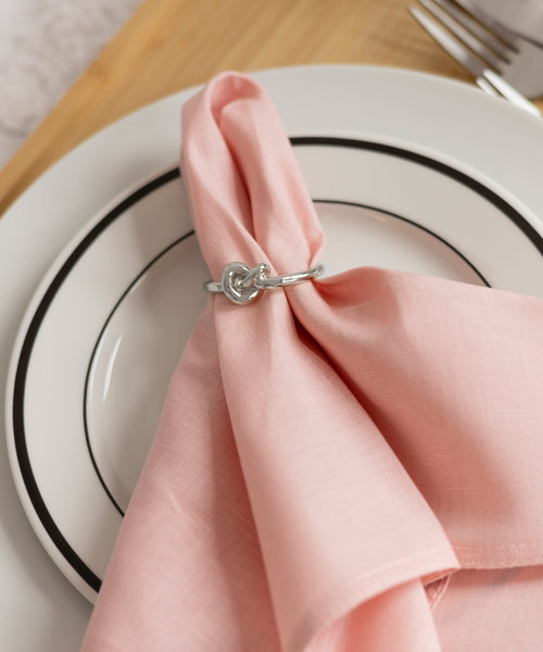 Serviettenringe Silber im 6er Set aus der Serie Tye – Materialdetail