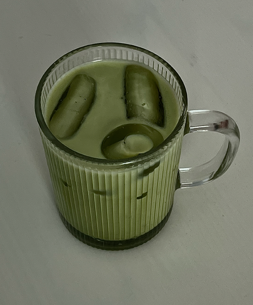 Geriffelte Glastasse 300 ml aus der Serie Paris – Detailansicht im Überblick